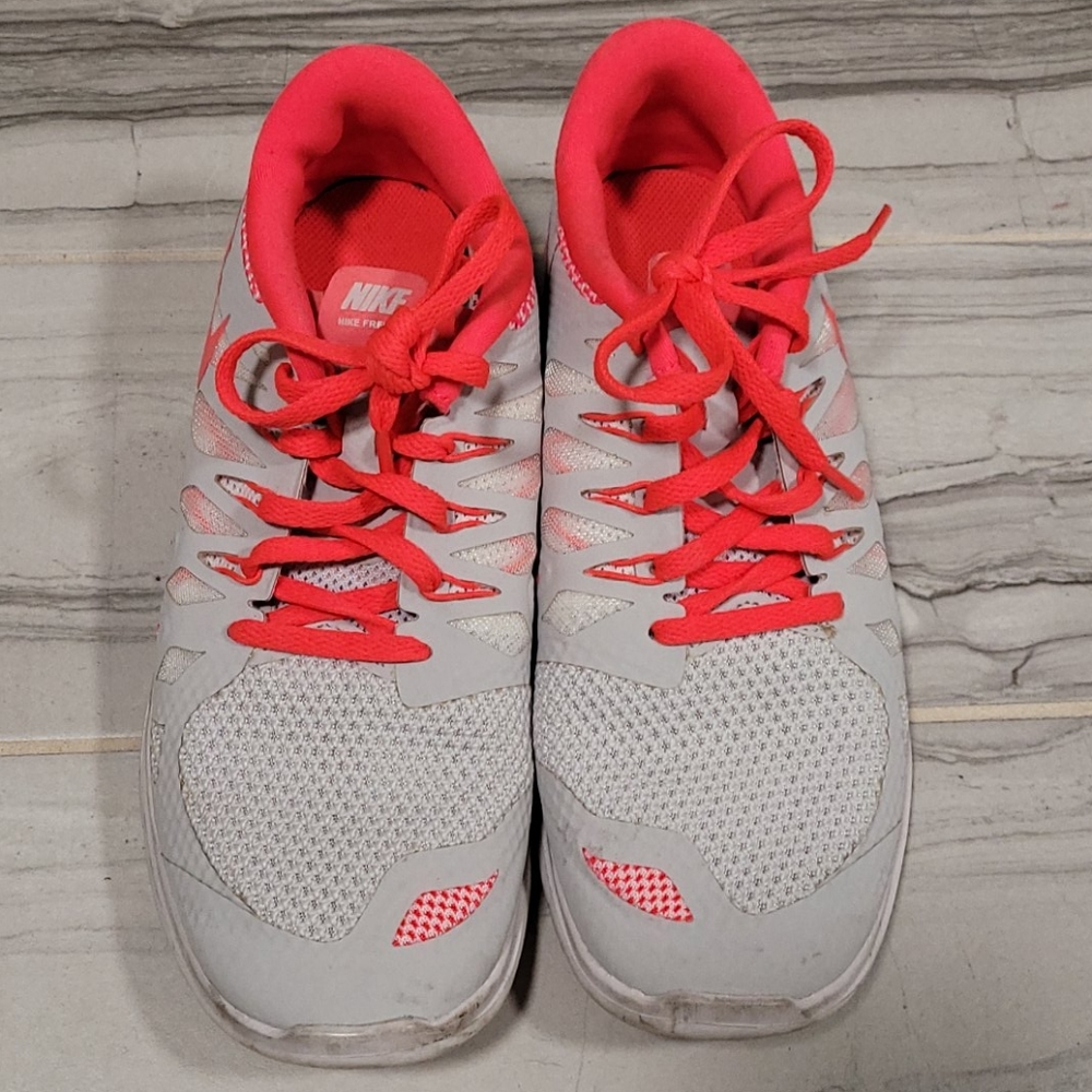 Nike Free 5.0 sneakers